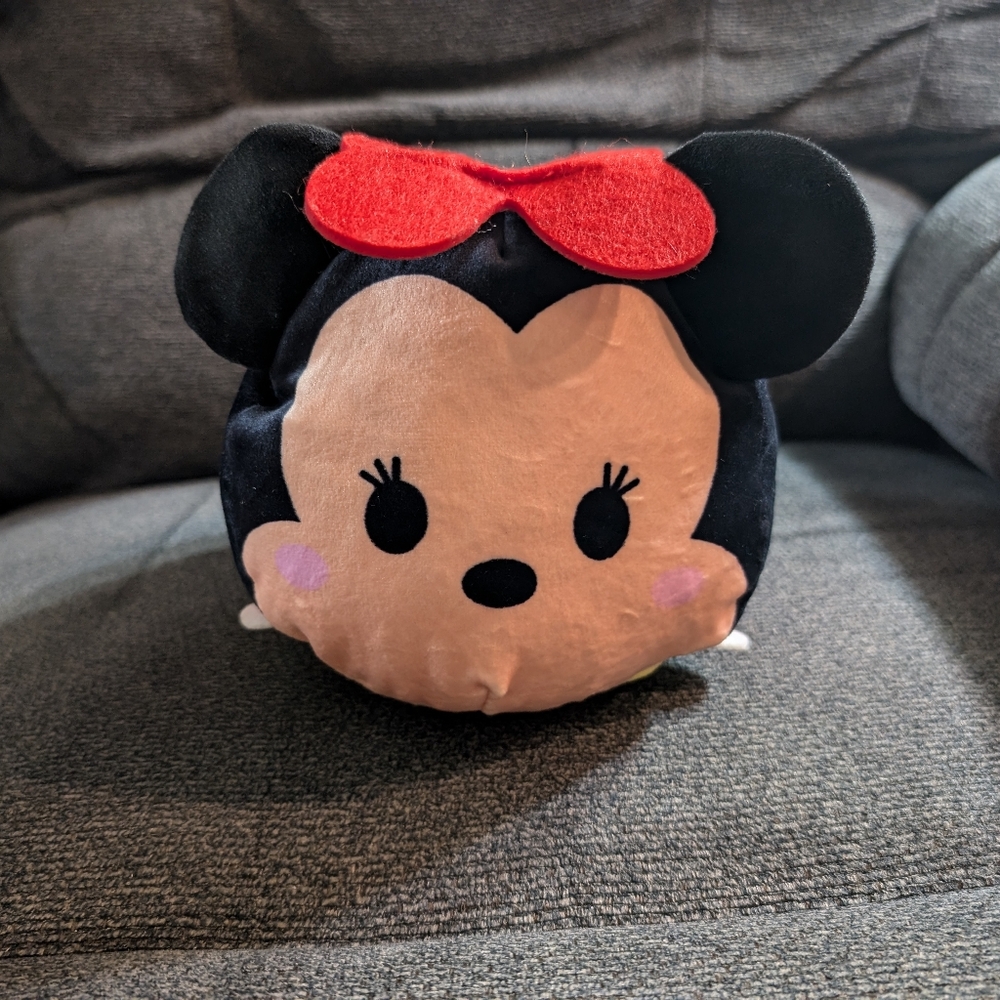Minnie Mouse Tsum Tsum